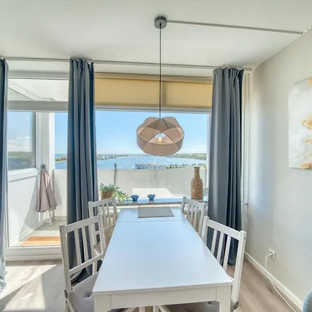 - Haus E, App 0e1007 * Heiligenhafen
